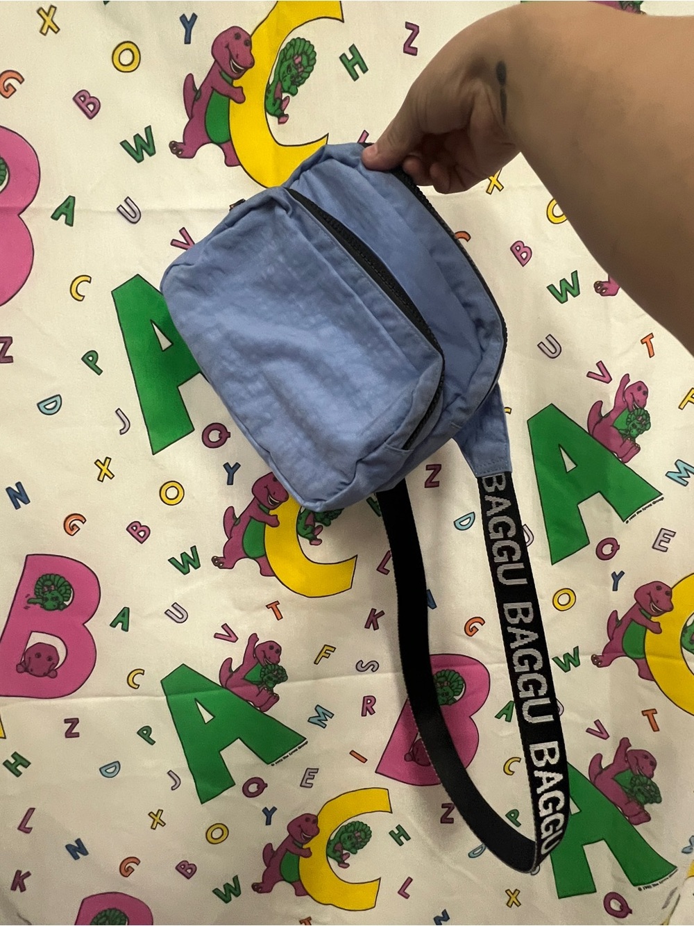 BAGGU Fanny Pack In Cornflower Original Strap Length Black & White Letter Strap